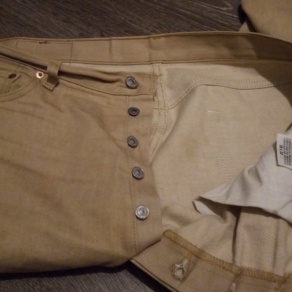 Levi 501 Straight Leg 5 button Fly - Picture 8 of 8
